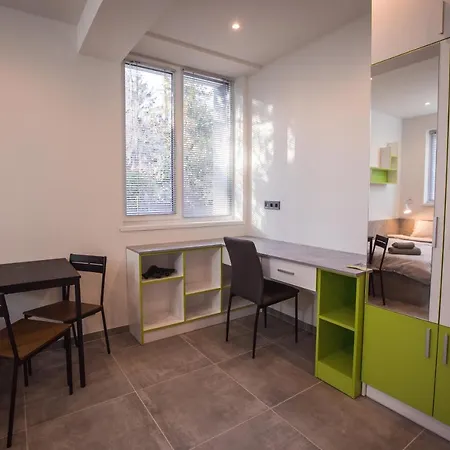 מלון דירות Dorm Bg Pet-friendly סטרה זגורה