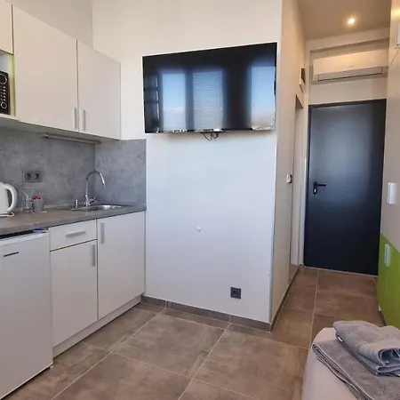 Dorm Bg Pet-friendly סטרה זגורה