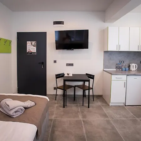 מלון דירות Dorm Bg Pet-friendly 3*