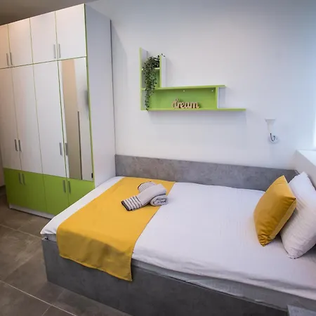 מלון דירות Dorm Bg Pet-friendly סטרה זגורה